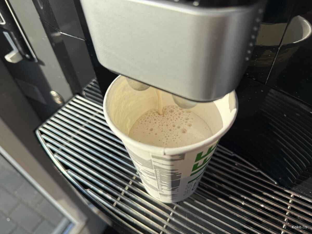 В Жодино обнаружили первую кофейную будку самообслуживания. Что почём?