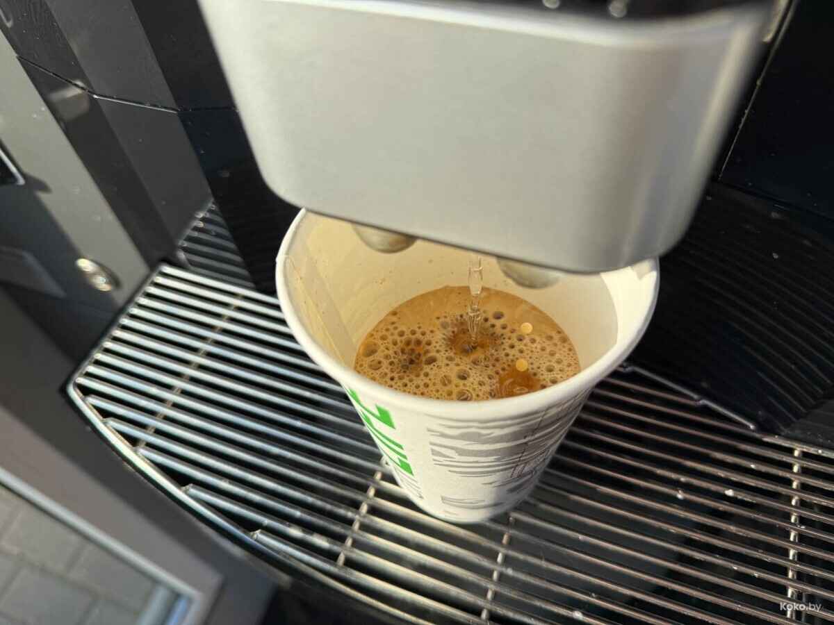 В Жодино обнаружили первую кофейную будку самообслуживания. Что почём?