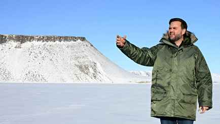 Вице-президент США пригрозил Гренландии «вторжением» России и Китая