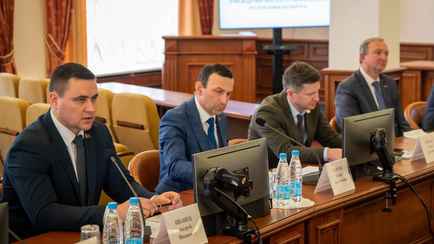 Иванец напомнил, кто из белорусских школьников может попасть в вуз за «три простых шага». Какую «подстраховку» посоветовал?