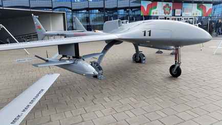 Минобороны предупредило белорусов о военной технике на дорогах и ударных дронах и авиации в небе