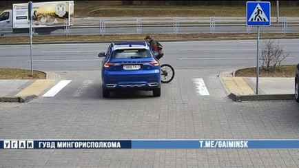 «Что в голове у человека?» — Милиция показала видео, как минчанин попал под колеса машины. У зрителей возникли вопросы