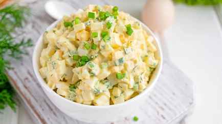 Всего одна ложка этого – и ваш яичный салат на Пасху станет шедевром. Что еще понадобится?