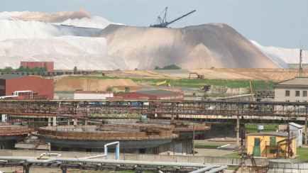 «Говорят, что у нас есть» — Лукашенко поручил правительству искать редкоземельные металлы и майнить криптовалюту