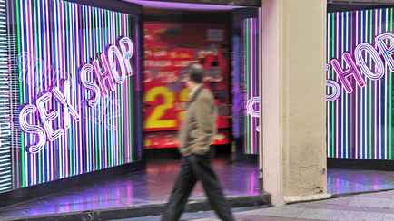 «Может нанести вред развитию детей» — МАРТ отказался менять новые правила продажи интимных товаров и Беларуси