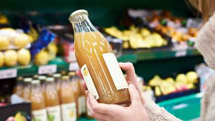 КГК Беларуси обнаружил в продаже апельсиновый нектар, просроченный на полгода. Где?