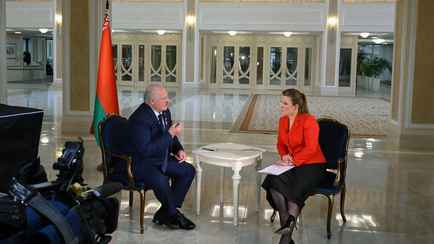 «Как сын мне был» — Лукашенко обвинил Зеленского в том, что он «поступил, как гнида» и рассказал о «тайных звонках» Путину