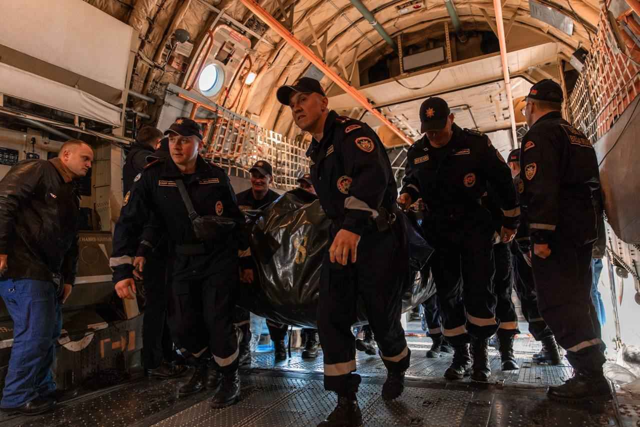 Беларусь отправила на помощь пострадавшей от землетрясения Мьянме кинологов и десятки спасателей