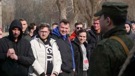 В одном из регионов Беларуси начались месячные сборы теробороны и народного ополчения. Кому приготовиться?