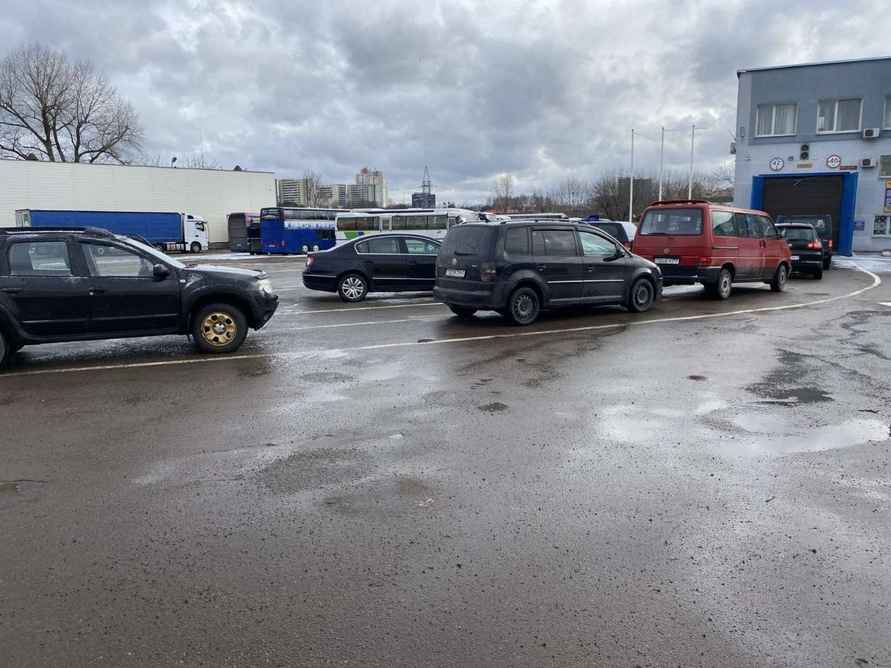 В Белтехосмотре назвали причину резко выросших очередей на диагностических станциях