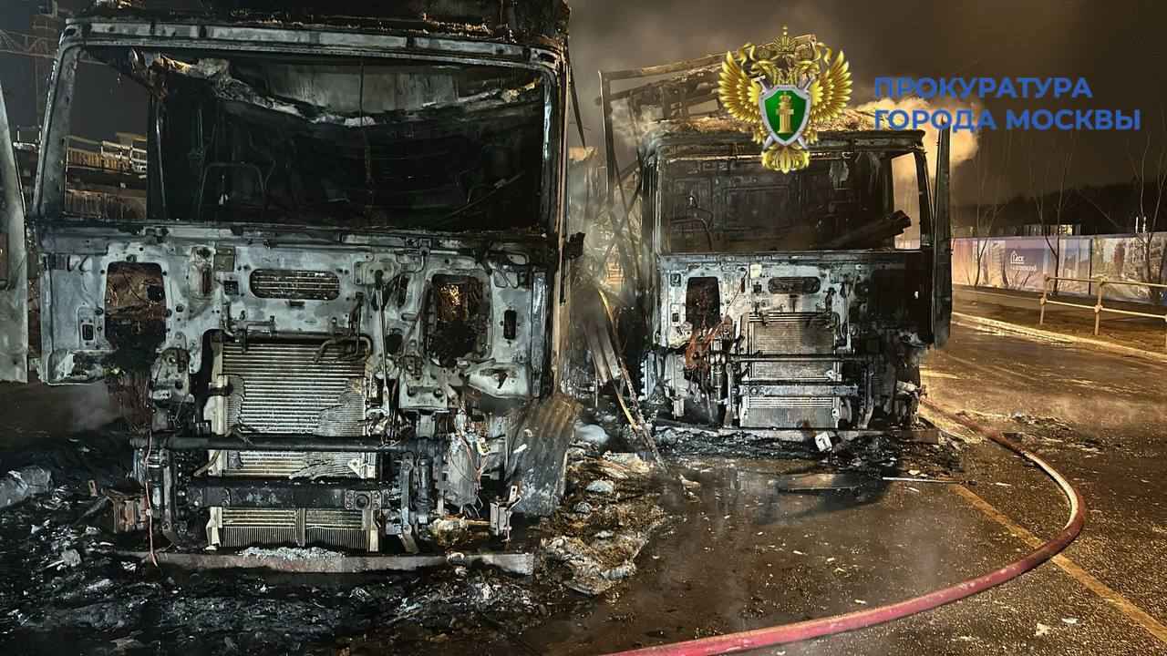 Дальнобойщик из Беларуси сгорел в своей фуре в Москве