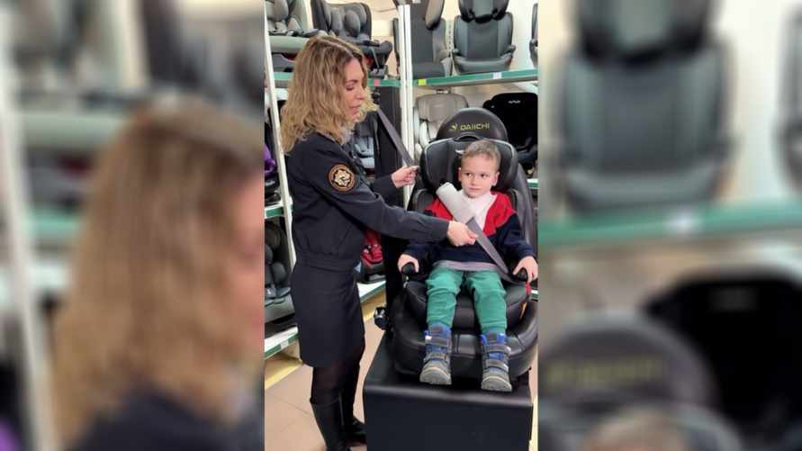 В ГАИ Беларуси показали, как пристёгивать детей от 4 до 6 лет. Вот на что посоветовали обратить внимание при выборе автокресла