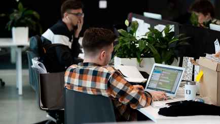 «Низкий порог постоянства» — В Минтруда рассказали об «особых запросах» белорусских зумеров