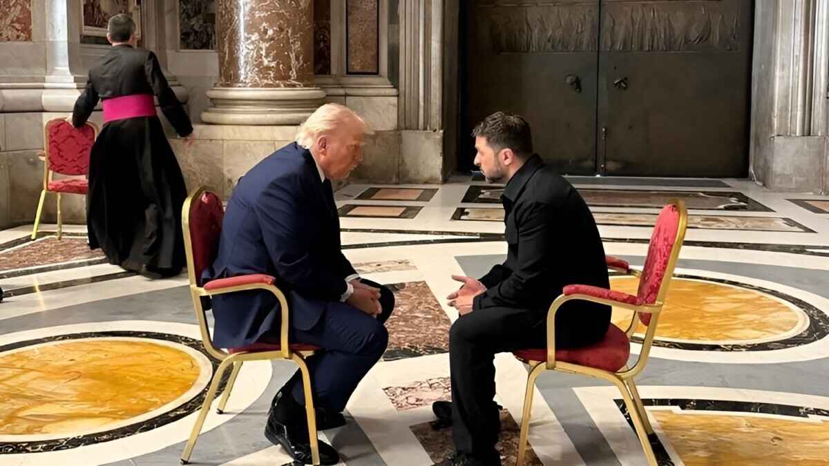 Что Зеленский на самом деле сказал Трампу на похоронах Папы? Источники в США раскрыли подробности