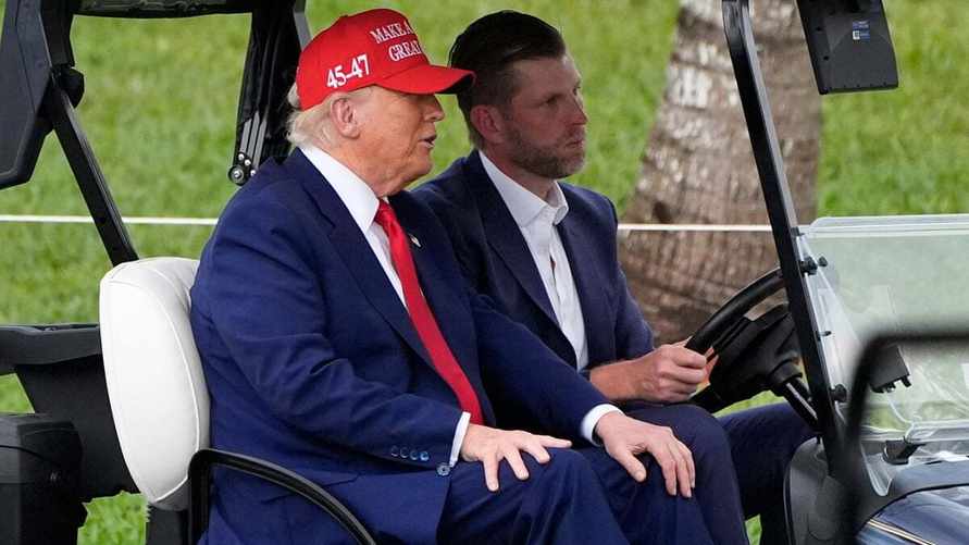 Трамп продлил санкции Байдена против России на год