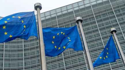 Шаг назад? Вслед за Трампом «паузу» во введении пошлин объявил и ЕС