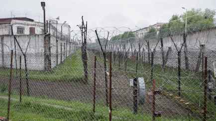 Депутаты приняли в двух чтениях законопроект об амнистии 7630 белорусов. К кому не применят?