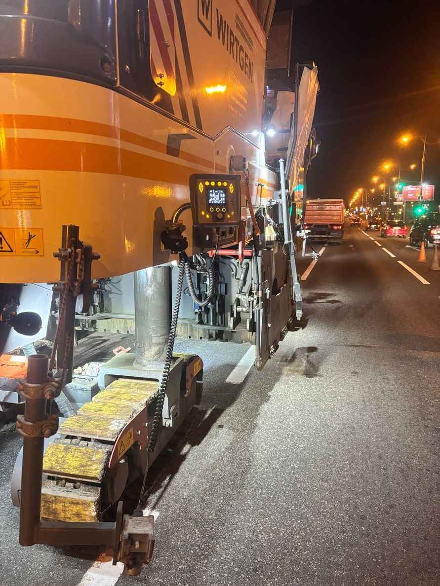 Любят искать виноватых — В Гордорстрое рассказали, могут ли белорусы сами ремонтировать дороги