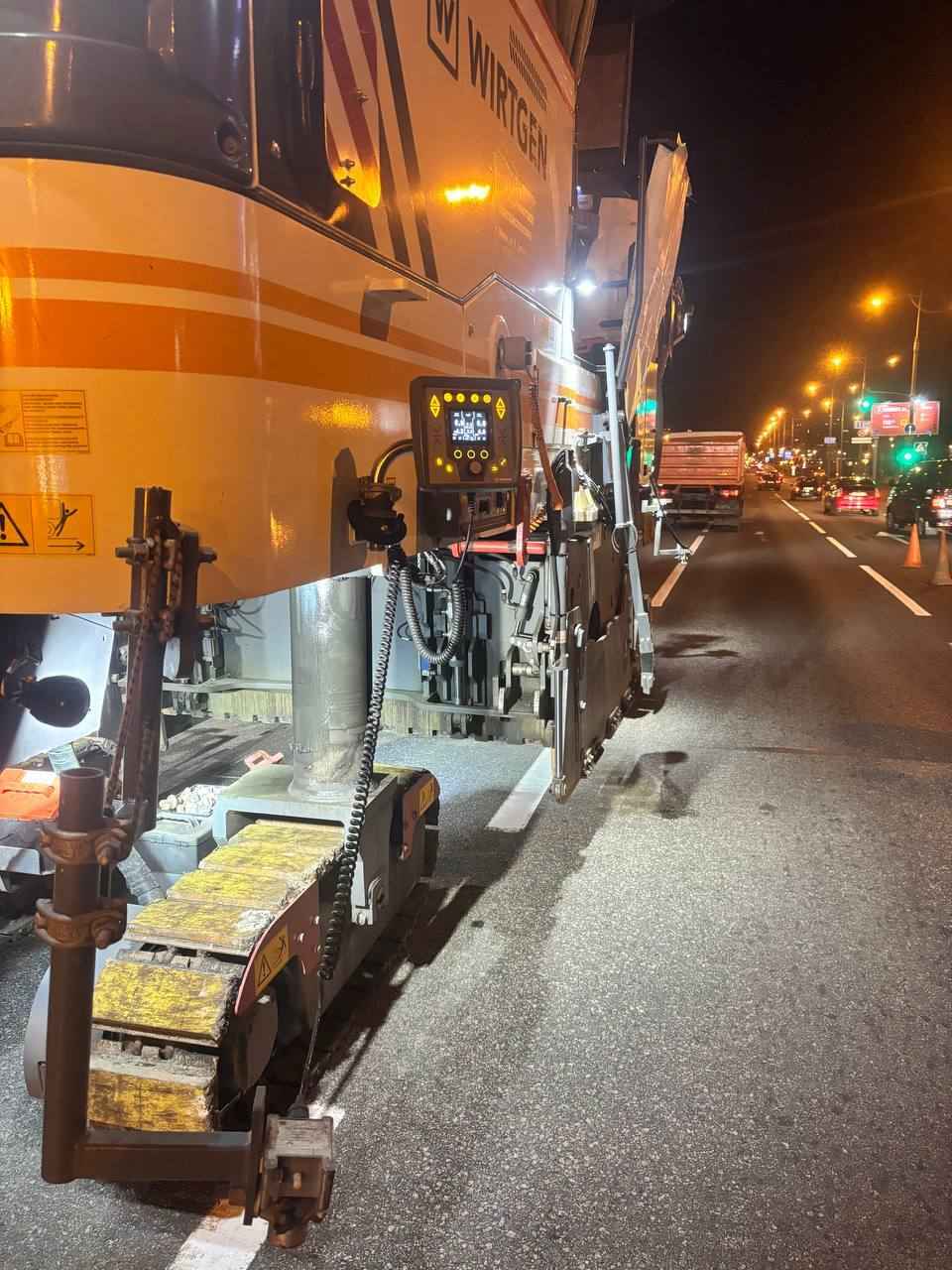 Любят искать виноватых — В Гордорстрое рассказали, могут ли белорусы сами ремонтировать дороги