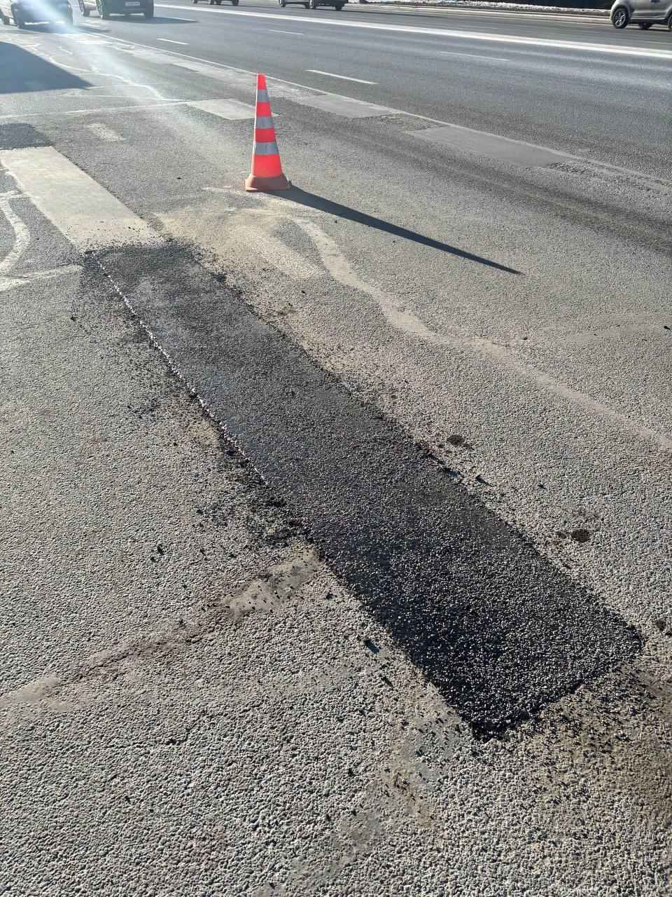 У нас такого безобразия не творят - В Гордорстрое ответили белорусам, почему дороги ремонтируют не сразу. А в дождь и снег можно?