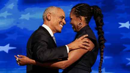 «Выбирала себя» — Супруга Обамы ответила на слухи о разводе