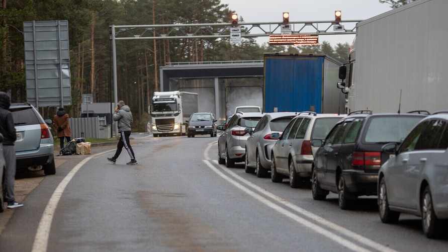 Когда рассосутся? В ГПК снова предупредили белорусов о нескончаемых очередях на границе в ЕС