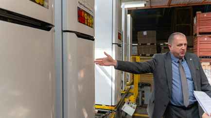 «Дорогой материал» — На заводе «АТЛАНТ» рассказали, что в стенках белорусских холодильников