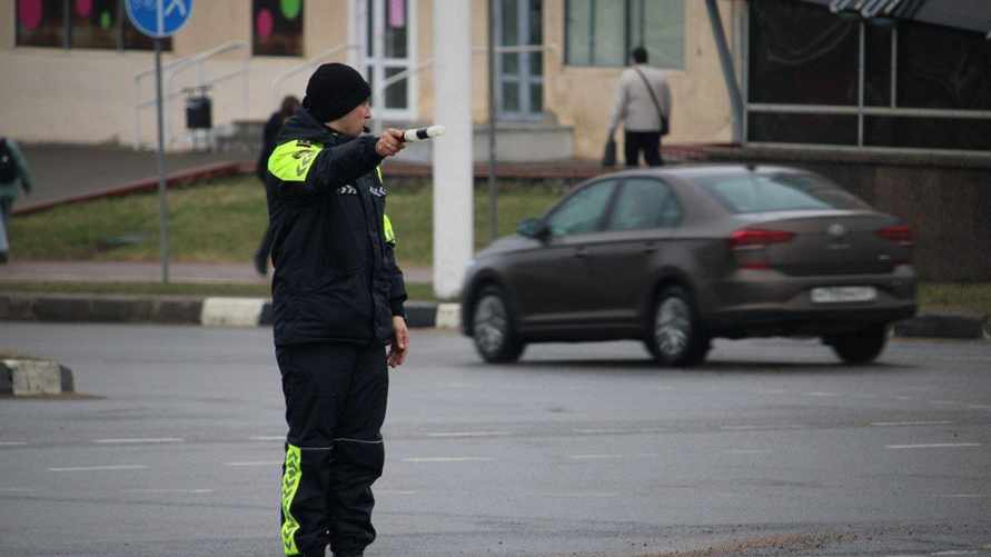 Штраф до 200 базовых и лишение. В ГАИ предупредили белорусов о наказании за то, что "не все водители осознают"