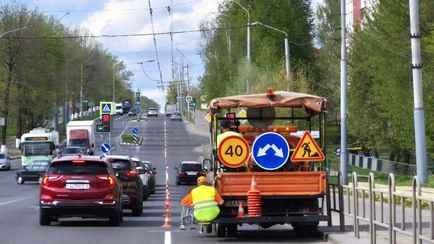 «С особой осторожностью» — ГАИ предупредила белорусов, где не ставить машины 29 апреля. Что ждать от «ныряющего циклона» к 1 мая?