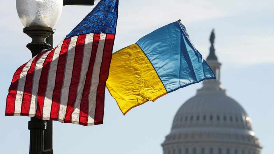 США в 3 раза снизили сумму «долга» Украины за помощь — Bloomberg