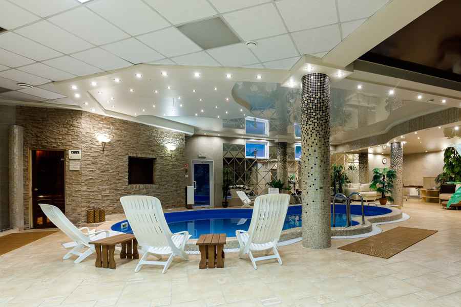 Где в Беларуси найти отдых а-ля Турция? Турагент поделилась ценами на отели со СПА и бассейнами