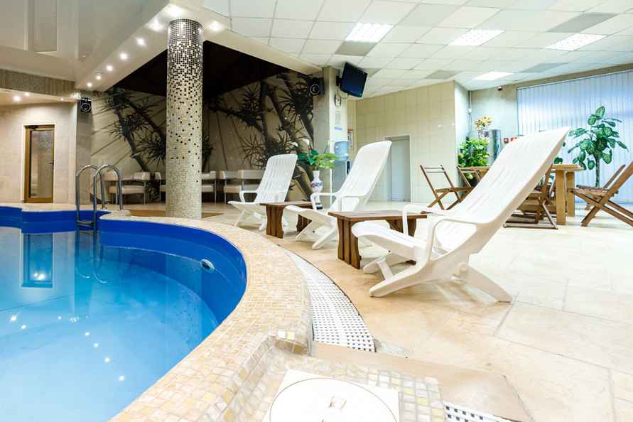 Где в Беларуси найти отдых а-ля Турция? Турагент поделилась ценами на отели со СПА и бассейнами