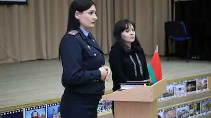 «Можно подхватить ВИЧ, гепатиты» — Милиция предупредила белорусов о новом опасном тренде у подростков