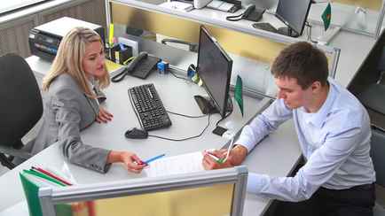 «Сидит и что-то мямлит» — Минские налоговики рассказали, отчего «стрессуют» во время их проверок «двадцатилетние директора»