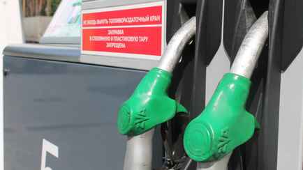 «Белоруснефть» предупредила водителей о проблемах с оплатой на заправках. Что посоветовала делать?