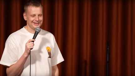 Белорусского стендап-комика Комиссаренко лишили российского гражданства