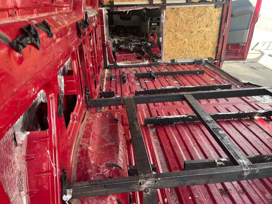 Таможня Беларуси объявила об обнаружении полтонны взрывчатки в машине из Польши