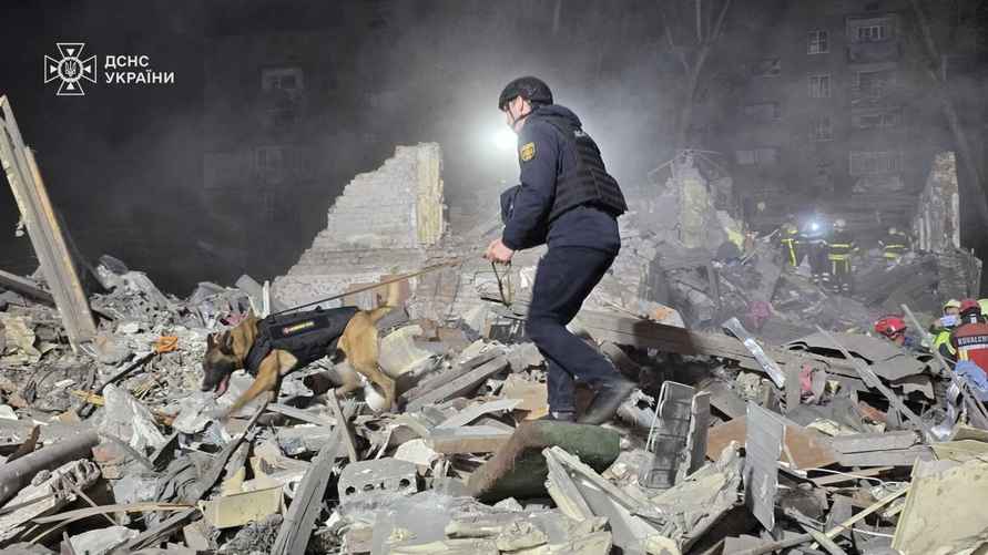 Киев подвергся массированной ракетной атаке - 10 погибших