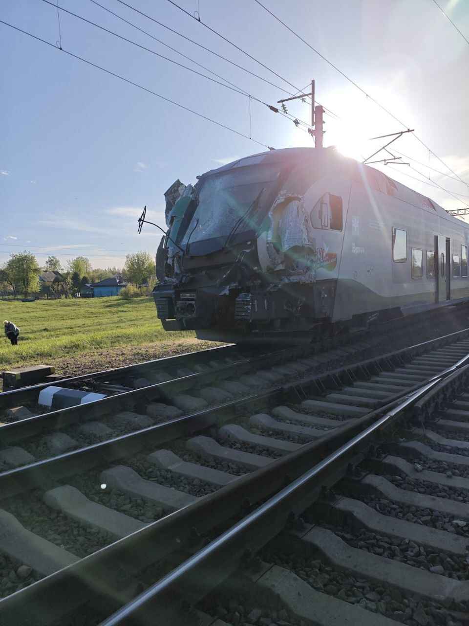 На Гомельщине поезд протаранил лесовоз. БелЖД предупредила о 2-часовых задержках в расписании