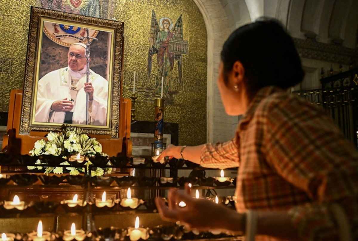 Ватикан назвал официальную причину смерти папы и опубликовал его завещание