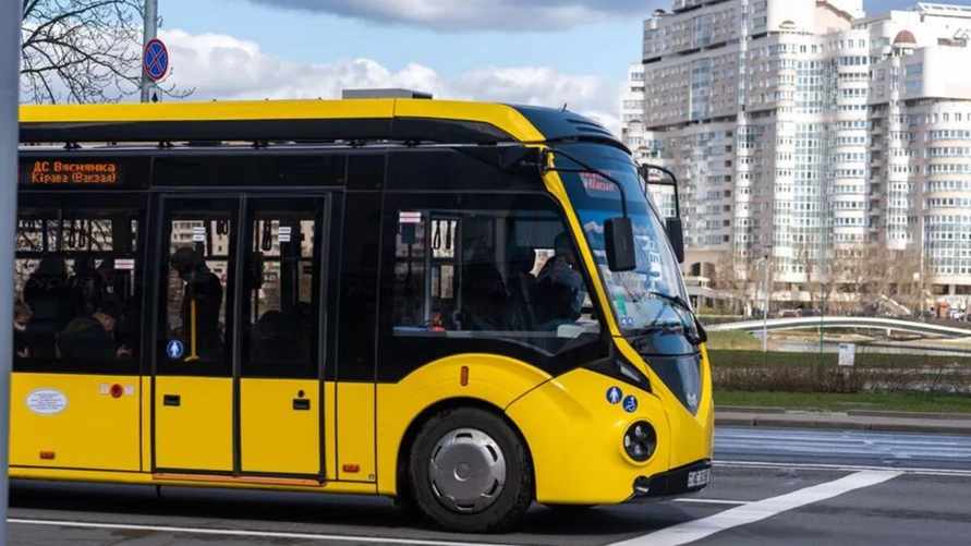 "Минсктранс" изменил график транспорта на 7 дней в апреле и мае. Какие автобусы отменят и когда?