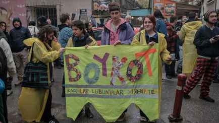 В Турции арестовали 11 человек за бойкот покупок в магазинах