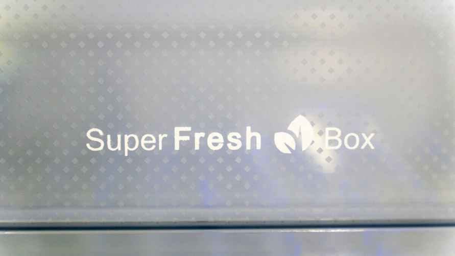 Контейнер Super Fresh Box идеален для быстрой разморозки либо хранения мяса. Фото Telegraf.news/Алексей Смоленский