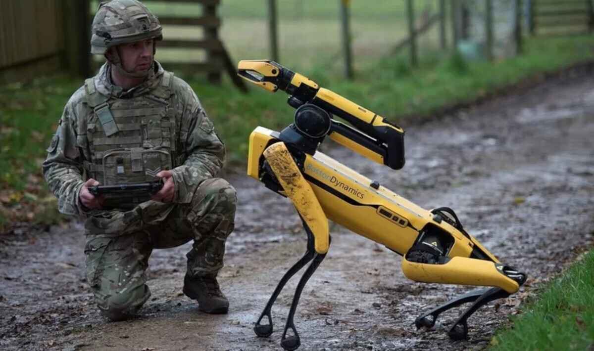 Пентагон объявил о 800-миллионых контрактах с разработчиками искусственного интеллекта