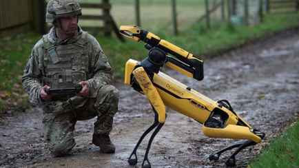 Пентагон объявил о 800-миллионых контрактах с разработчиками искусственного интеллекта