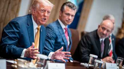 Трамп готов отдать Украине 5 млрд долларов, конфискованных у России — CBS