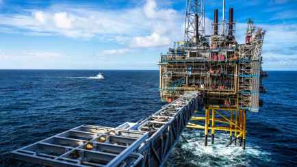 Конец мечтам? Норвежский профессор рассказал правду об открытом Польшей месторождении газа