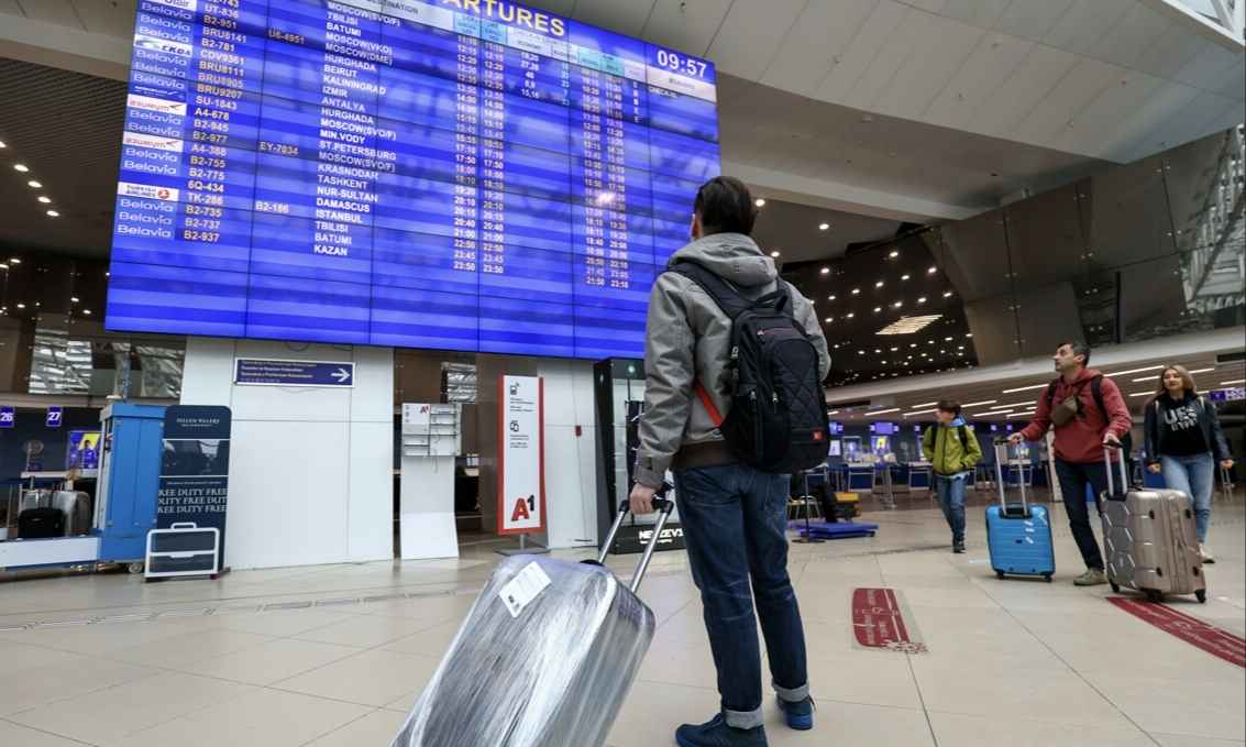 Аэропорт "Минск" попросил белорусов чаще смотреть на табло. Что произошло?