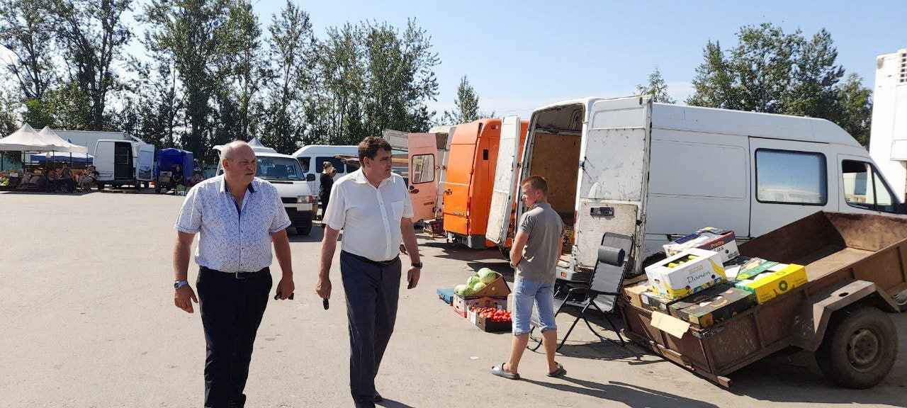 Стабильность и снижение? Депутаты отчитались о проверках цен в магазинах по всей Беларуси