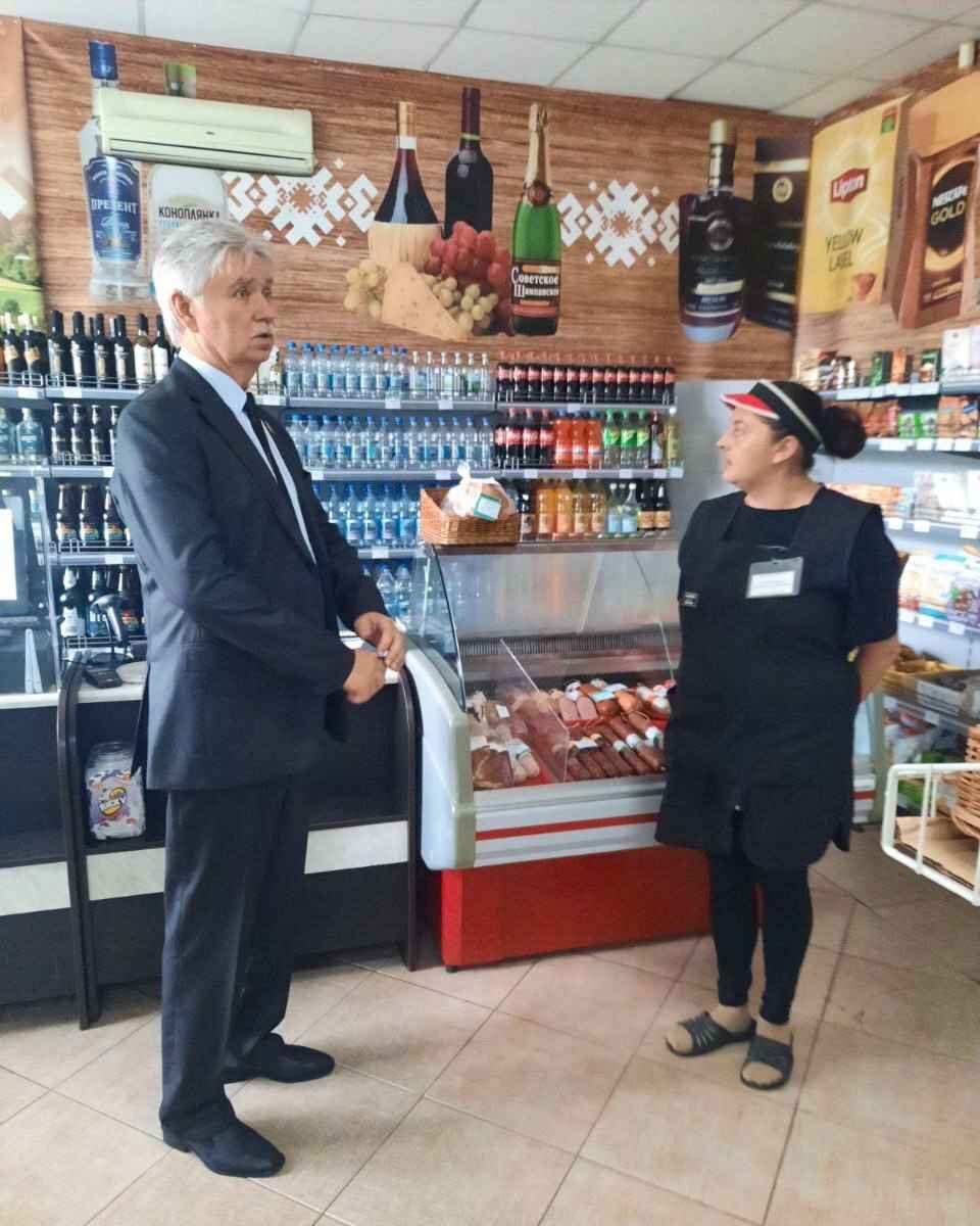 Стабильность и снижение? Депутаты отчитались о проверках цен в магазинах по всей Беларуси